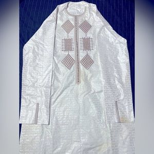 Vintage White, African Dress 👗
